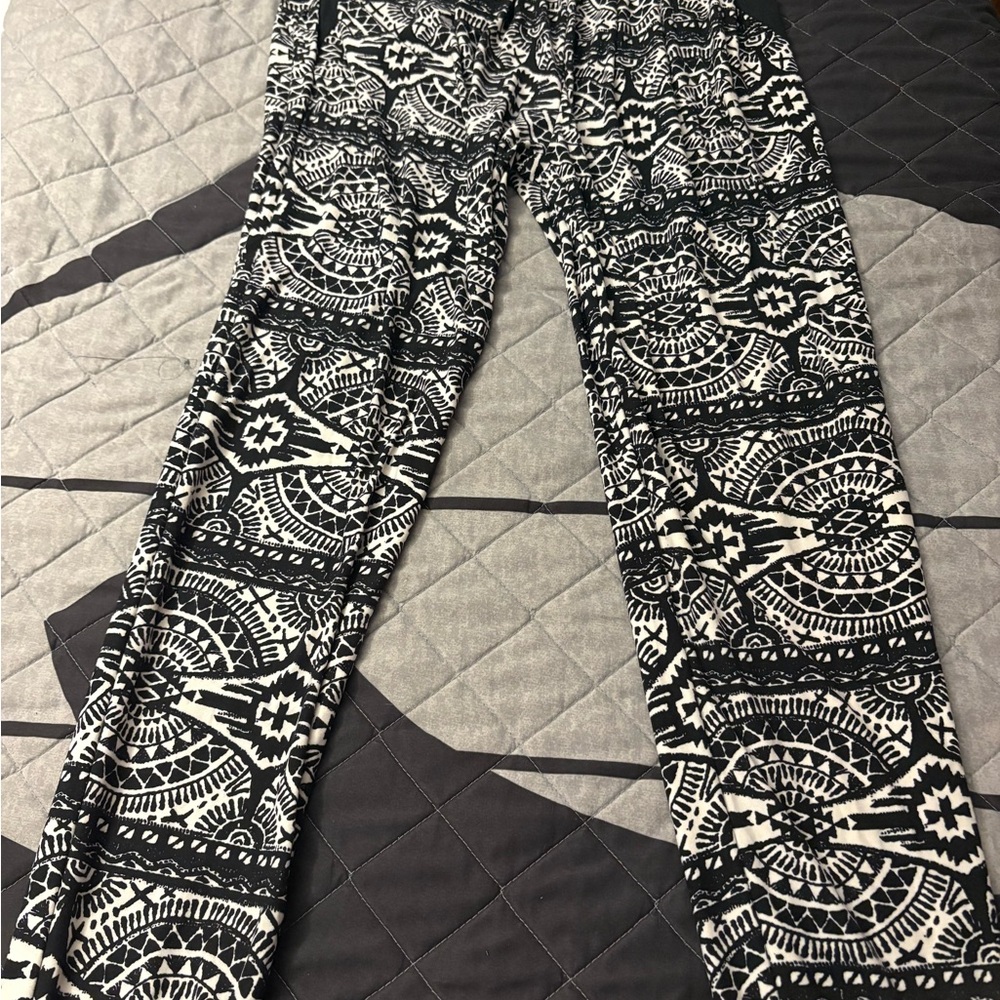 Black and White Patterned Pants